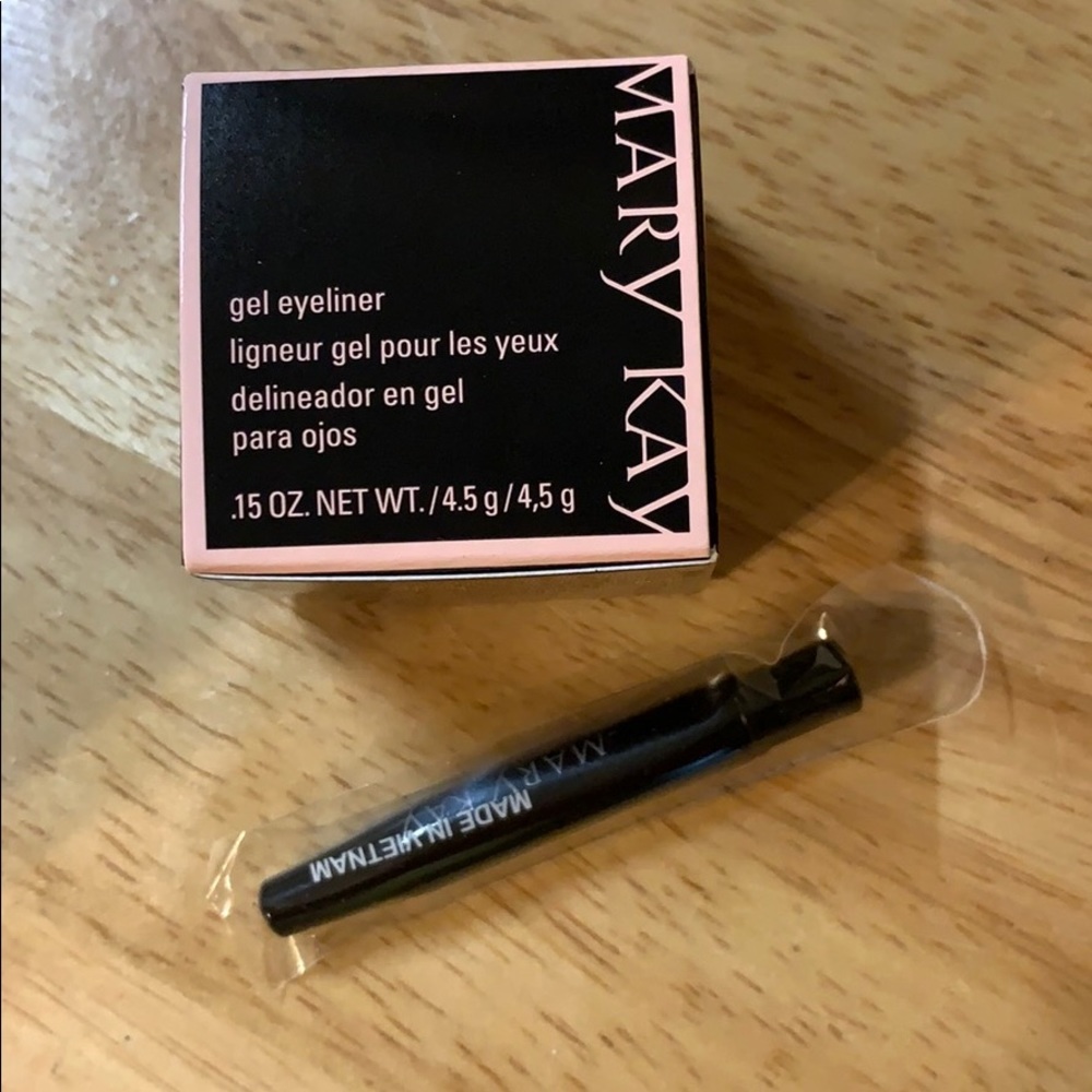 Mary Kay Gel Eyeliner